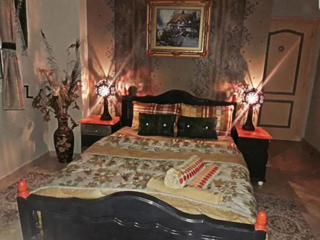 Aertisticspace In The Center Room 7 Tangier Bagian luar foto